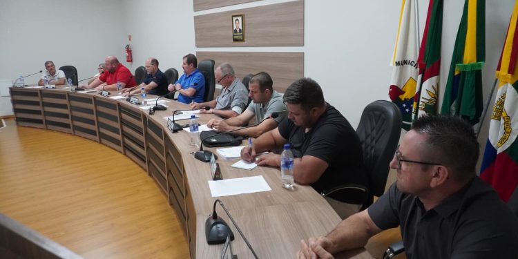 GESTÃO 2021/2024: Trabalhos são encerrados em Sessão Ordinária